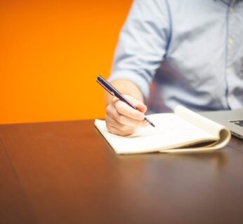 entrepreneur 593378 1280